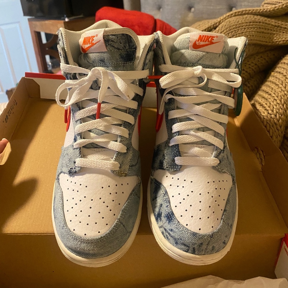 Denim Nike dunks size 8.5w